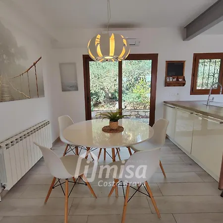 Palmitos בית נופש קלנג'ה